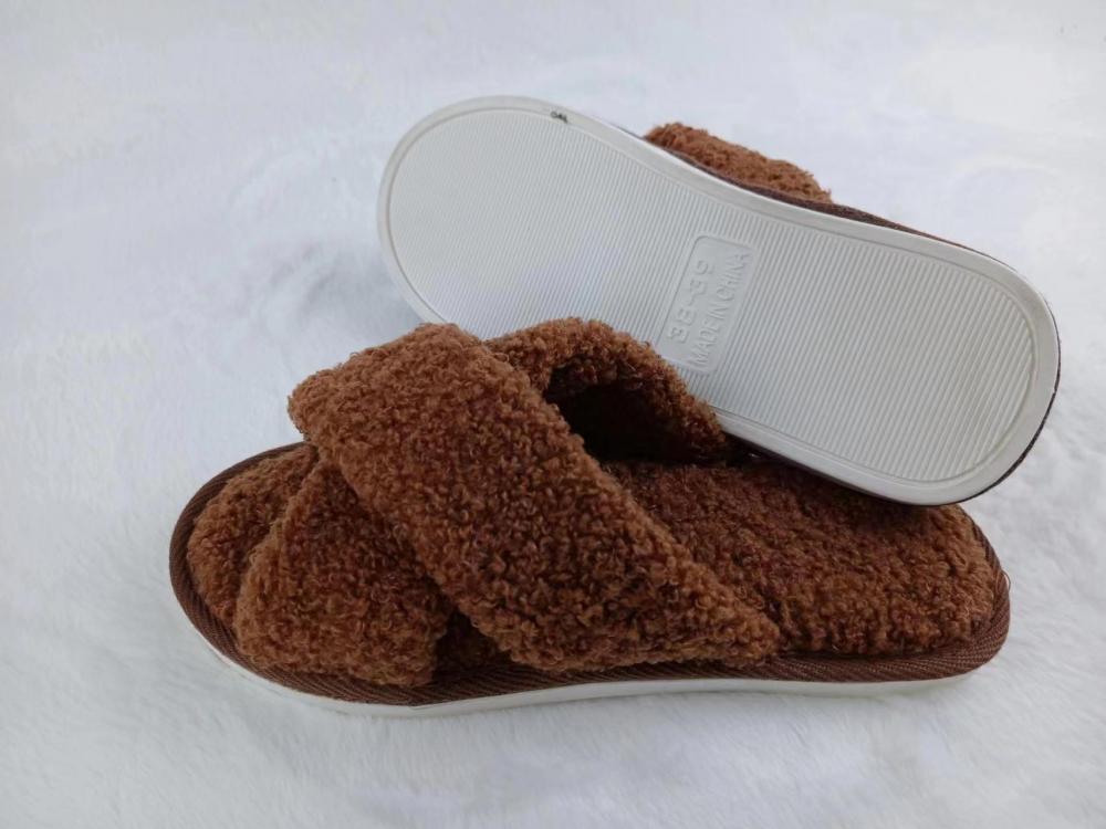 Fur Slipper 6 Jpg