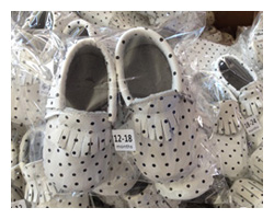 Baby Shoes Packing