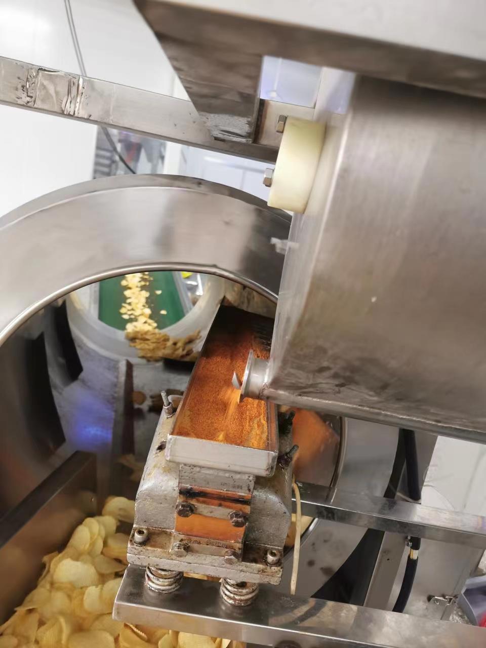 Potato chips flavroing machine 