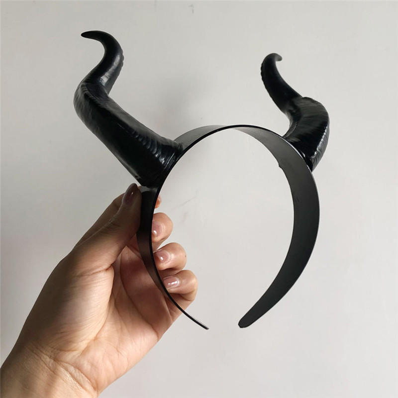 Top Cheap Maleficent Witch Horns Headwear Headgear Party Black Queen Adult Women Halloween Party Costume Props