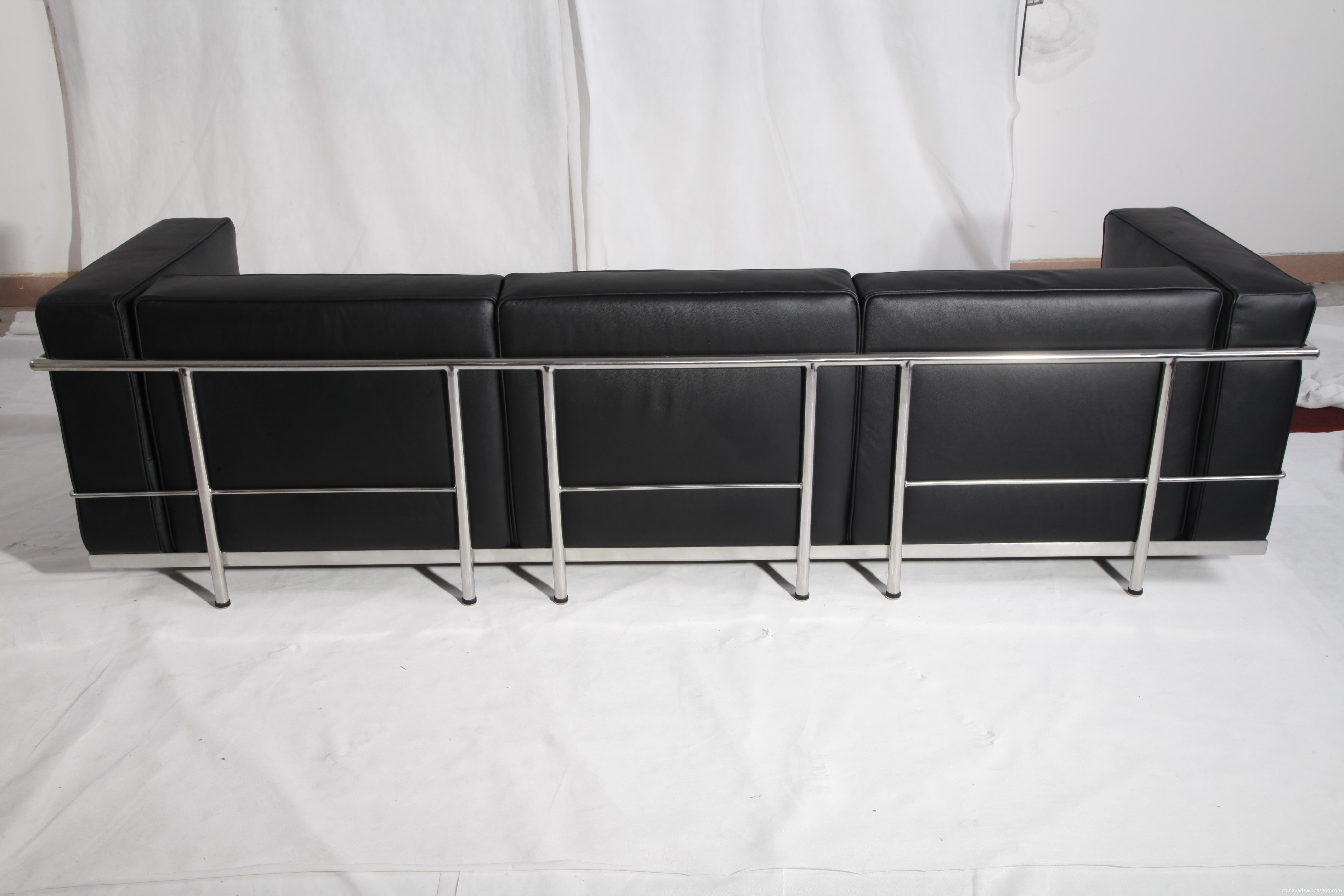 Bauhaus leather sofa replica
