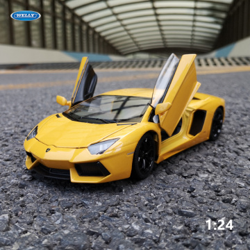 WELLY 1:24 Lamborghini Aventador LP700-4 Diecast Toy Car Model Metal Toy Vehicle Wheels Car Collection Kids Toys Gift