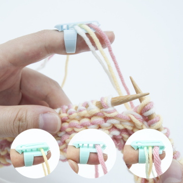 4Pcs/Set New Yarn Guides Knitting Thimble Ring Type Knitting Tools Finger Wear Thimble Yarn Spring Guides Plastic Needle Thimble