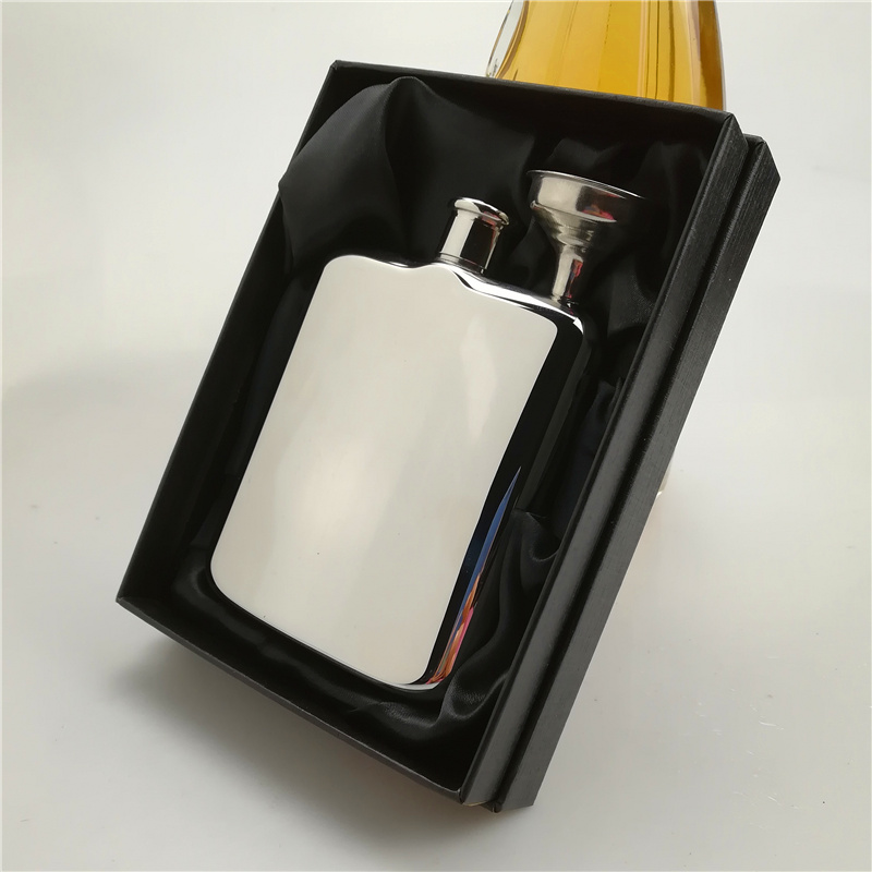 high quality hand-made golden silver and rose golden hip flask with funnel in gift set