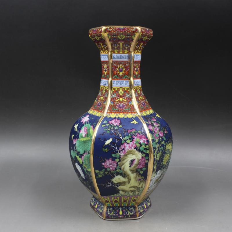 Jingdezhen Qianlong Antique Blue Ceramic Vase Year Mark Enamel Golden Vase Antique Porcelain Ancient Porcelain Collection 2020