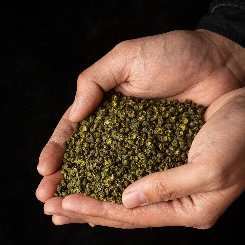 Green prickly ash planting