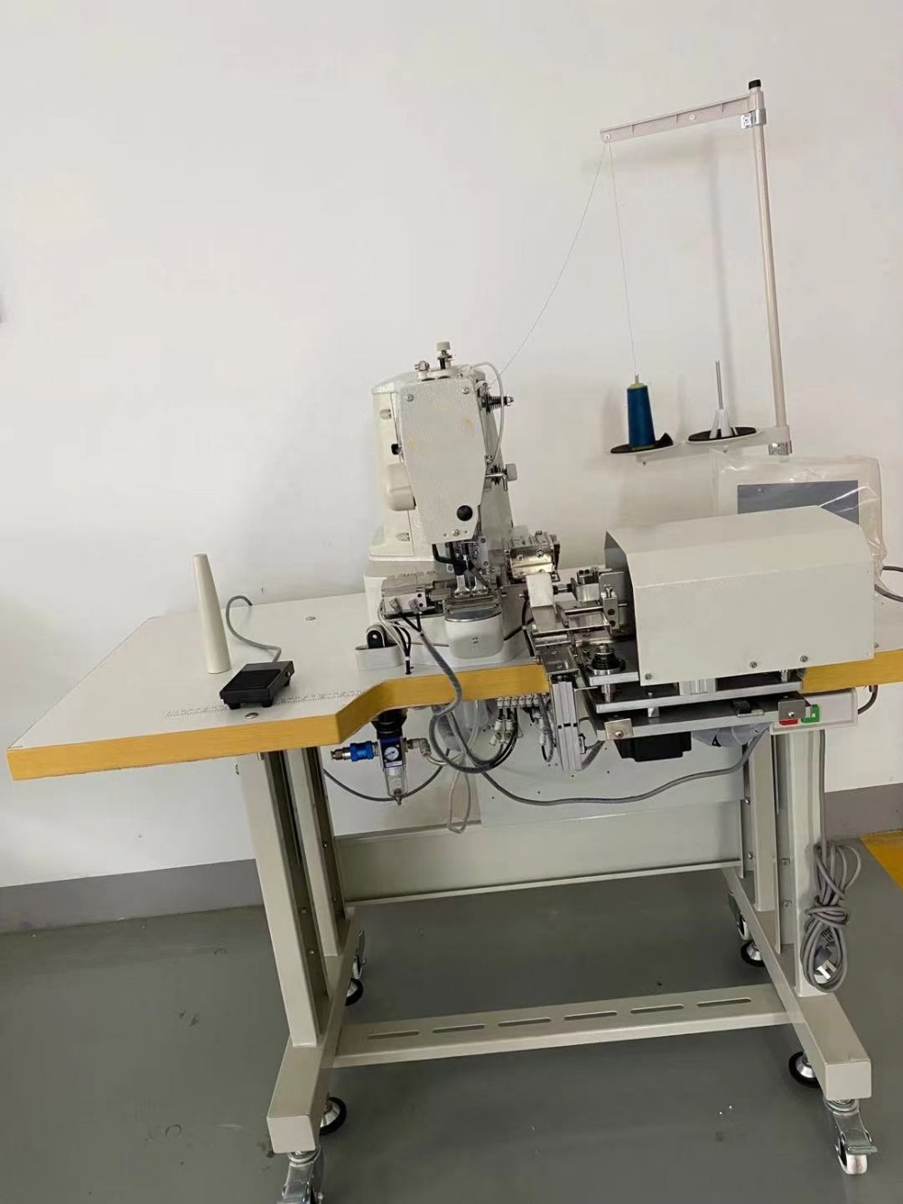 HM-430W Single Needle Automatic Computer Sewing Machine Flat-Bed with Core Engine Motor Components for Backpack Belts Making (3)