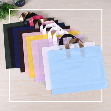5Pcs Plastic Merchandise Bags With Handles Retail Clothing Shopping Bags Reusable Bags Boutique Gift Bags Take Out Bags