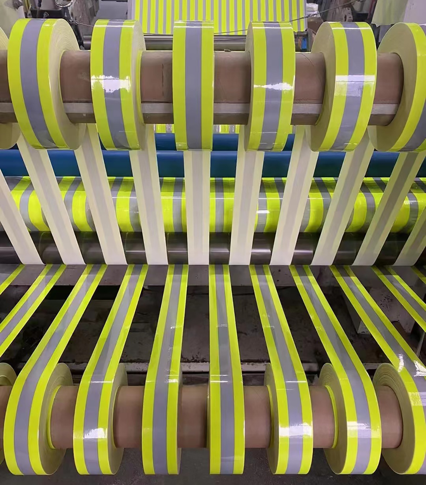 Heat transfer vinyl roll