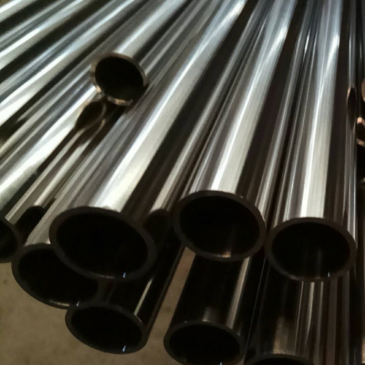 Stainless steel pipe