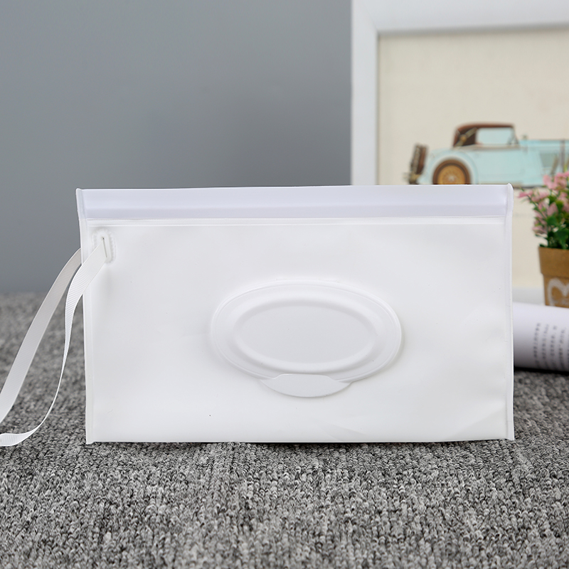 Baby Wet Wipes Bag Eco-Friendly Snap Strap Wipes Container Clamshell Cosmetic Cleaning Wipes Reusable Carrying Fashion Print Bag