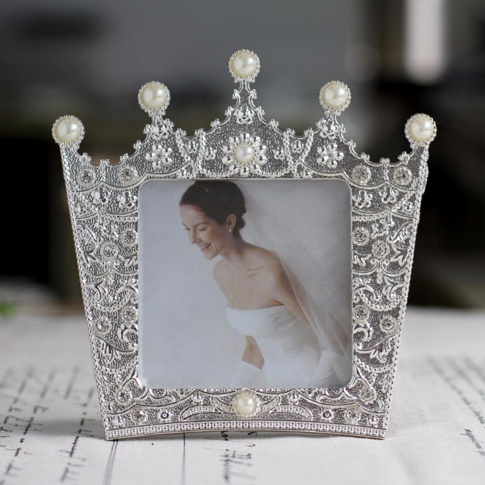 Crystal Pearl Crown Wedding Baby Photo Frame Metal Home Decor Bridal Baby Shower Favor Gifts High Qualit Hanging Photo Framework