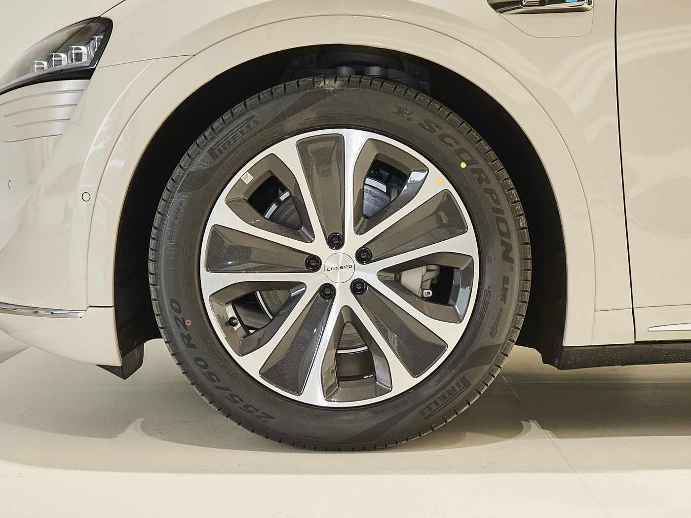 Chery LUXEED R7 Max Rear-Wheel Drive