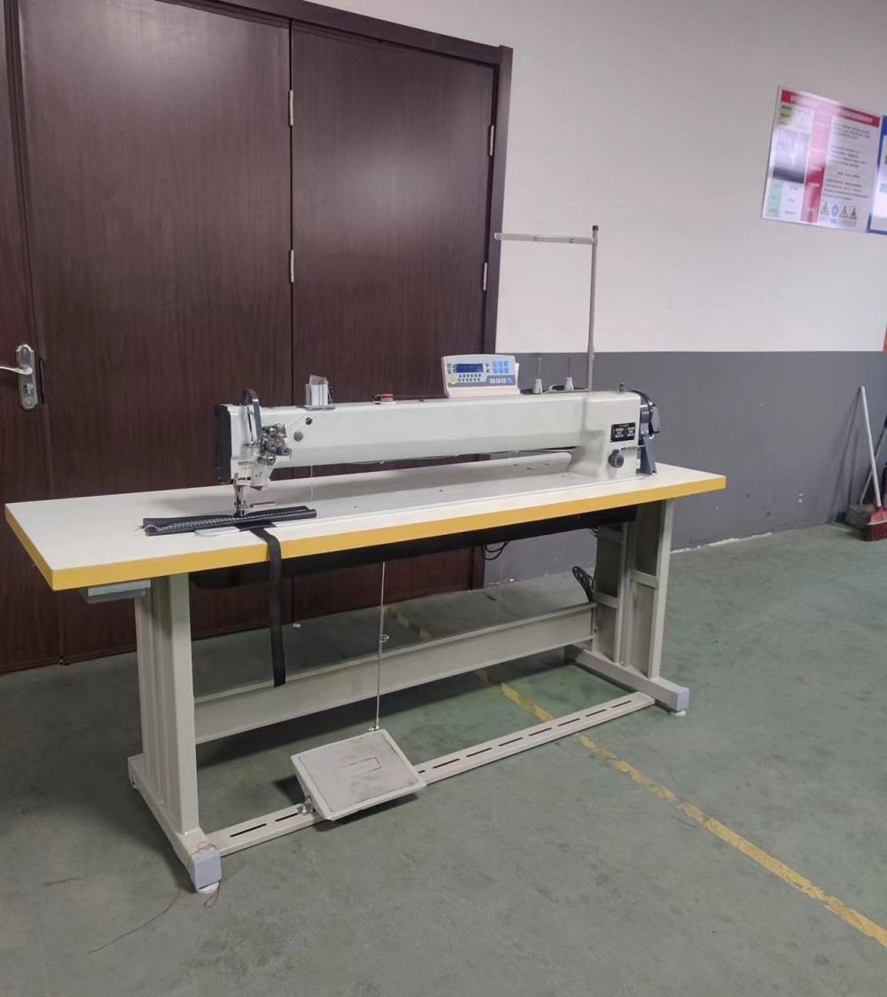 HM-8400L Electronic Double Needle Long Arm Walking Foot Sewing Machine Sofa Machine (5)