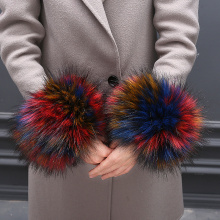 Rabbit Faux Fur Bracelet Cuff Wristband Plush Elastic Oversleeve Arm Warmmer Thicken Women Winter Warm Wrist Arms Gloves