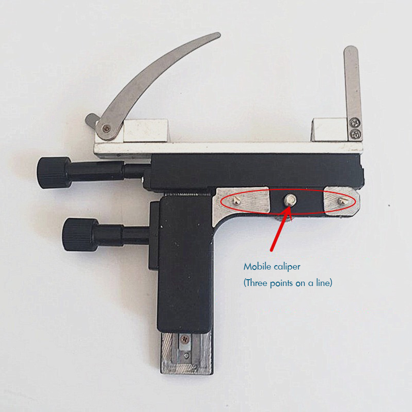 Microscope Attachable Mechanical Stage X-Y Moveable Stage Caliper with Scale for Microscope Calipers Tester Accessories