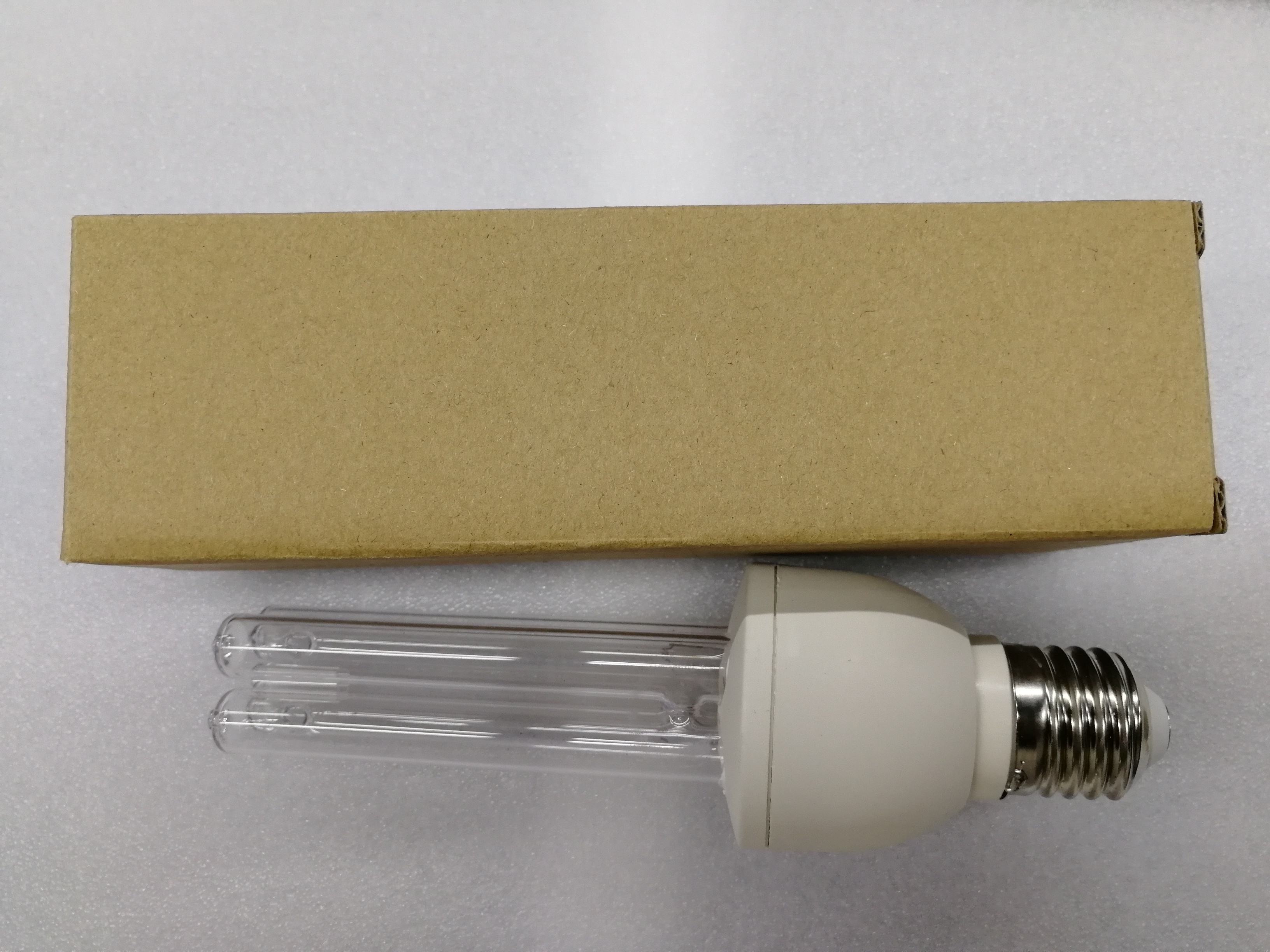 E27 Base UVC Germicidal Lamp For Air/Surface Disinfection