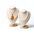 https://www.bossgoo.com/product-detail/custom-waterproof-durable-microfiber-for-necklace-57521159.html