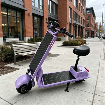 Renewable Solar Powered Lightweight E-Scooter