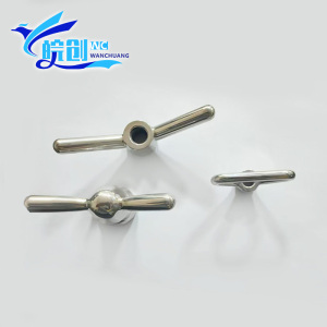 Butterfly handle lifting gear assembly