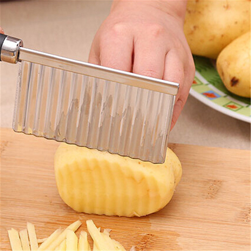 New Stainless Steel Potato Chip Slicer Dough Vegetable Fruit Crinkle Wavy Slicer Knife Potato Cutter Chopper French Fry Maker