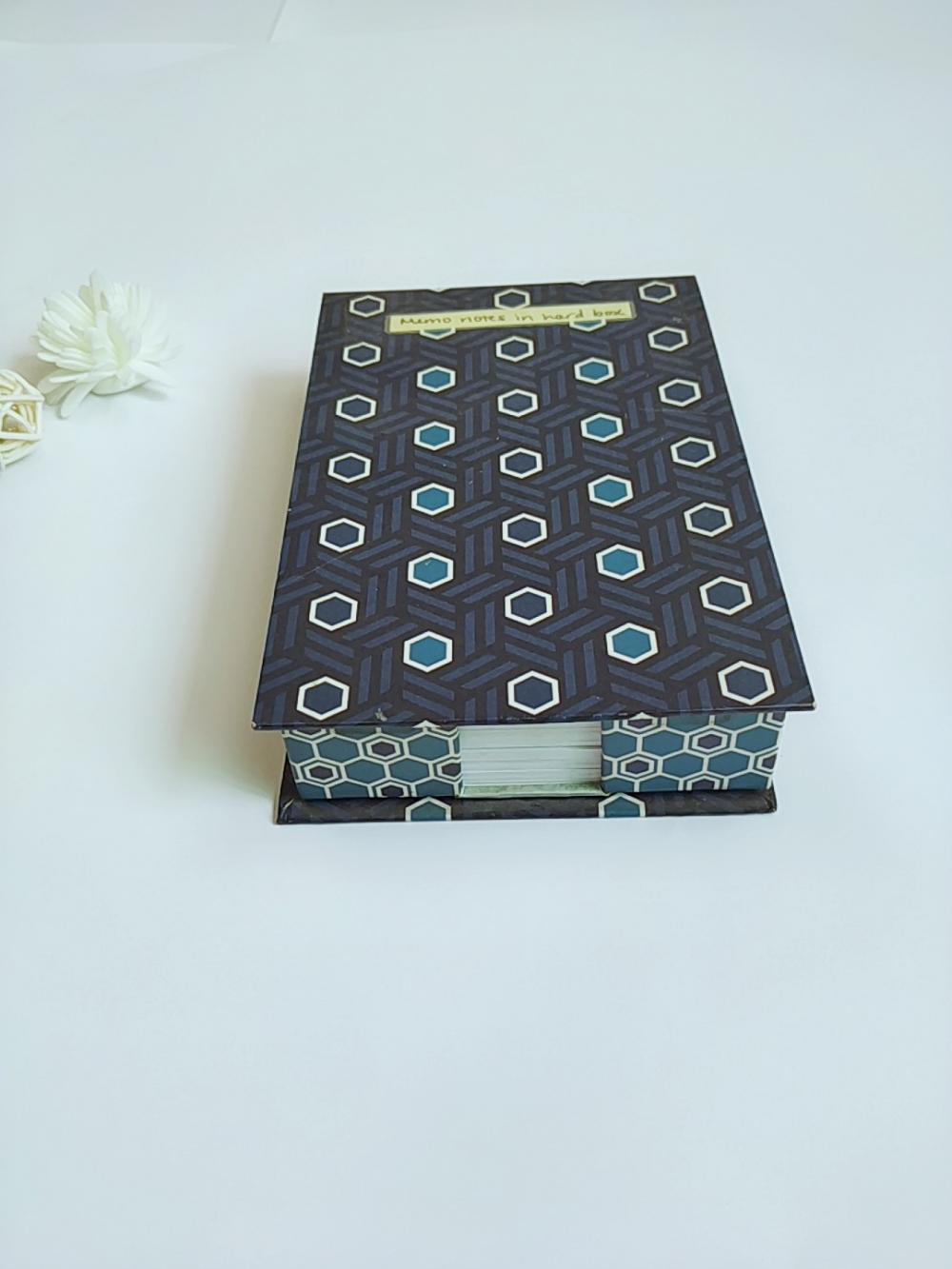 Notepad Box 4