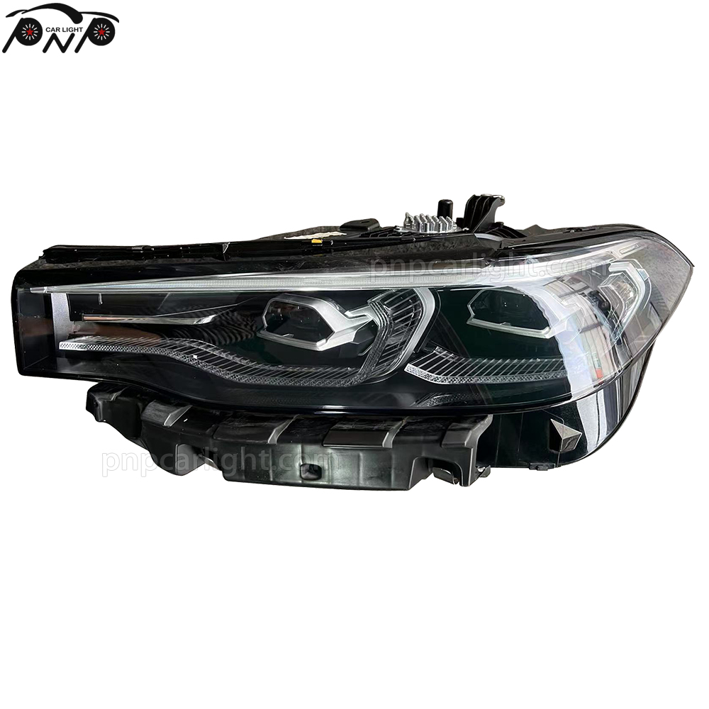 X7 40ix Headlight