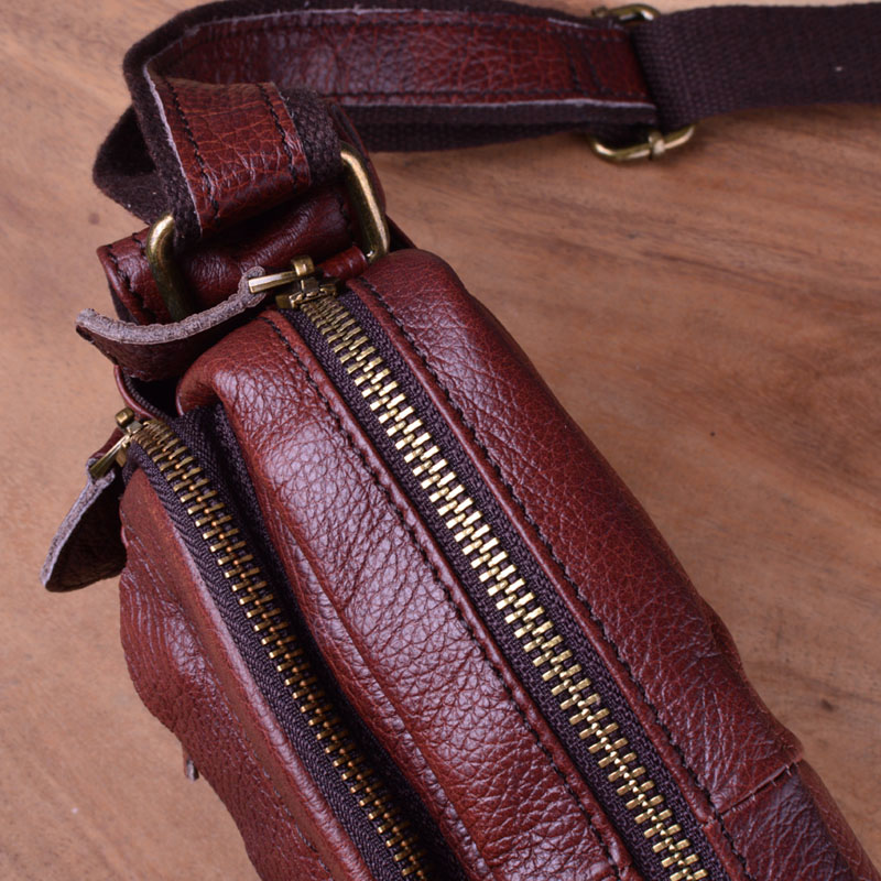 AETOO Fashion Business Soft Genuine Leather Men Messenger Bags Chest Trip Small Crossbody Shoulder Bag Male Handbag Mini