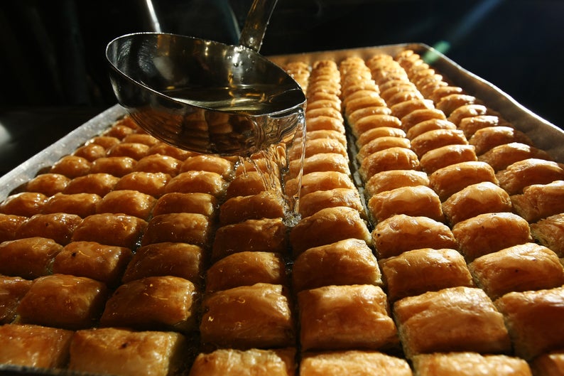 Gulluoglu's famous Pistachio Baklava (secret recipe since 1871) 7 pcs. 0.55 lb - 250 gr.