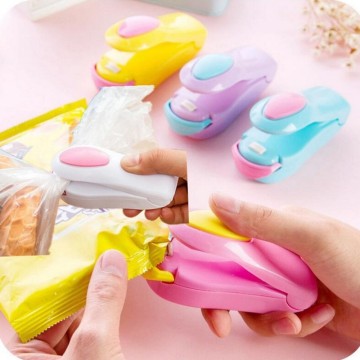 Kitchen Utensils Gadget Pocket Home Sealing Machine Kitchen Tool Vacuum Bag Clips Snack Bag Sealer Heat Sealer Kitchen Products