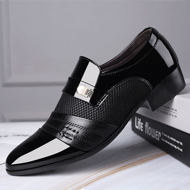 hot9 Slip on Men Dress Shoes Men Oxfords Fashion Business Dress Men Shoes 2020 New Classic Leather Men'S Suits Shoes Man Shoes