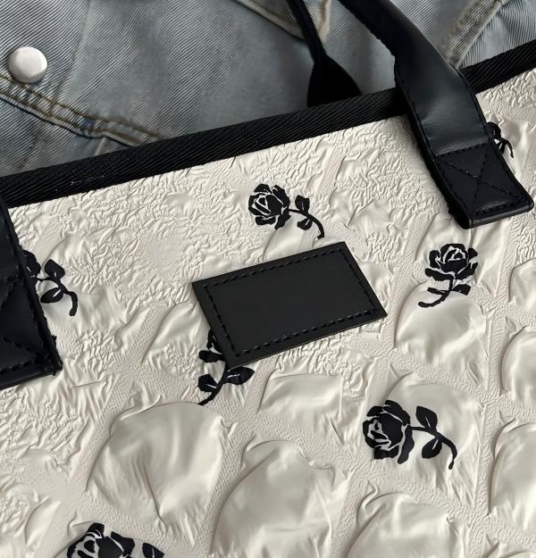 Large-capacity women's canvas shoulder bag