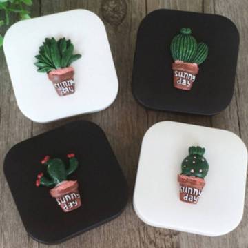 6.8x6.8x2cm Lovely cactus Contact Lens Cases Glasses Case Eyes Contact Lenses Box Care cute beauty storage box Black White