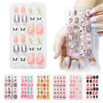 24PCS Candy False Nail Tips Press On Children Cartoon Full Cover Kid Glue Self Fake Nail Art for Girls Manicure Tips Nail Decor