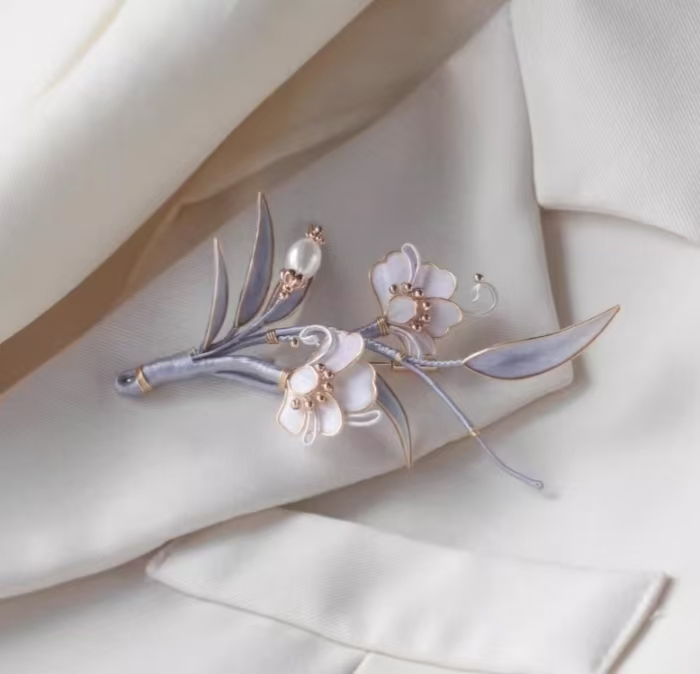 Original Intangible Cultural Heritage Velvet Flower Brooch