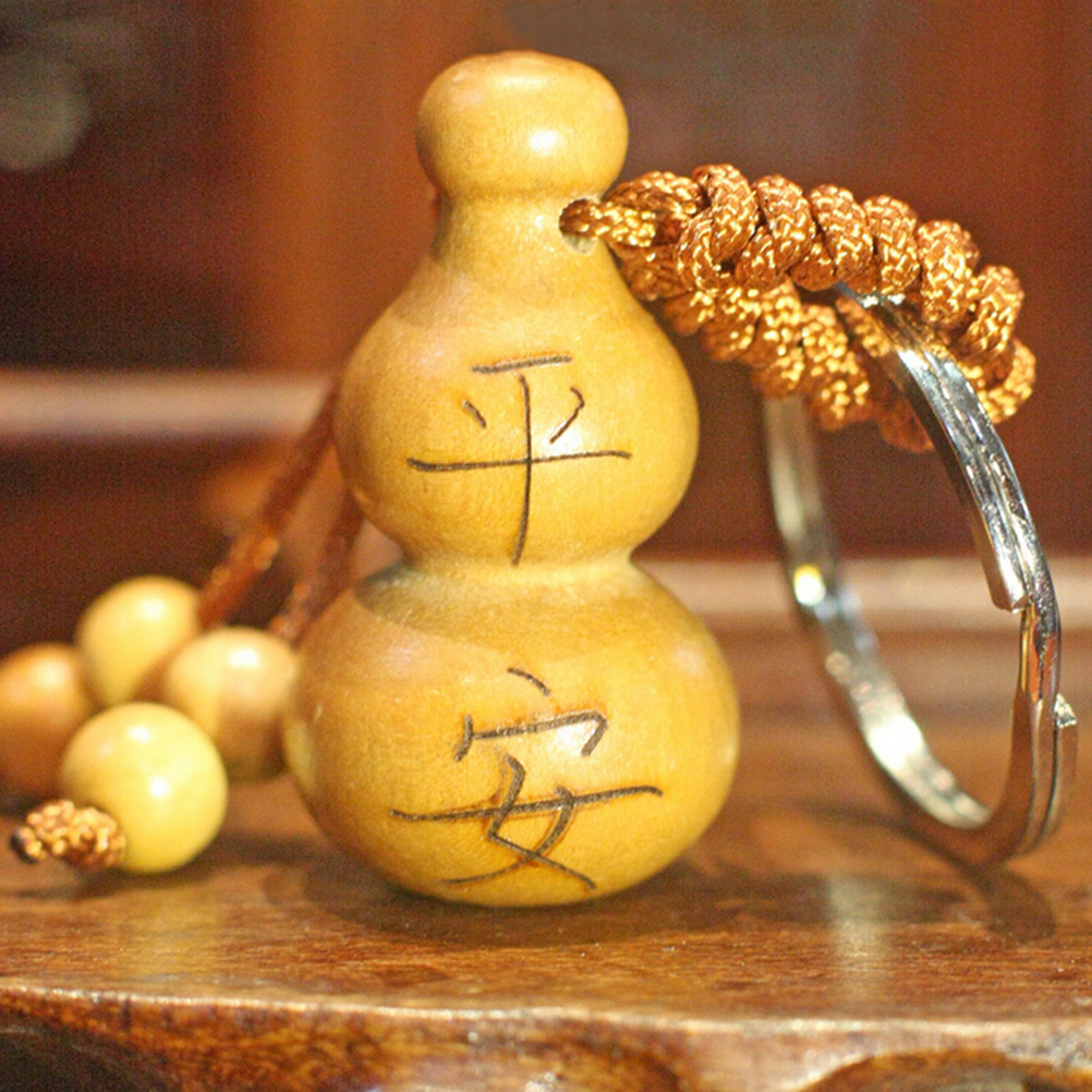 1Pc random style Chinese Traditional Fortune Keyring New Car Hange Lucky Mahogany Gourd Craft Keychain Decor
