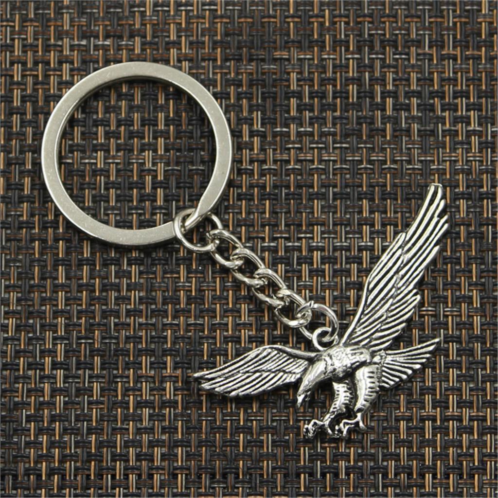 New Keychain 28x50mm Hawk Eagle Pendants DIY Men Car Key Chain Ring Holder Keyring Souvenir Jewelry Gift