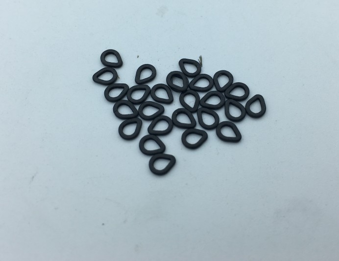 Rompin 100pcs/lot Carp Fishing Pear Shape Rig Rings Loops Swivels Carping Terminal Tackle Matt Black Color S M L Size