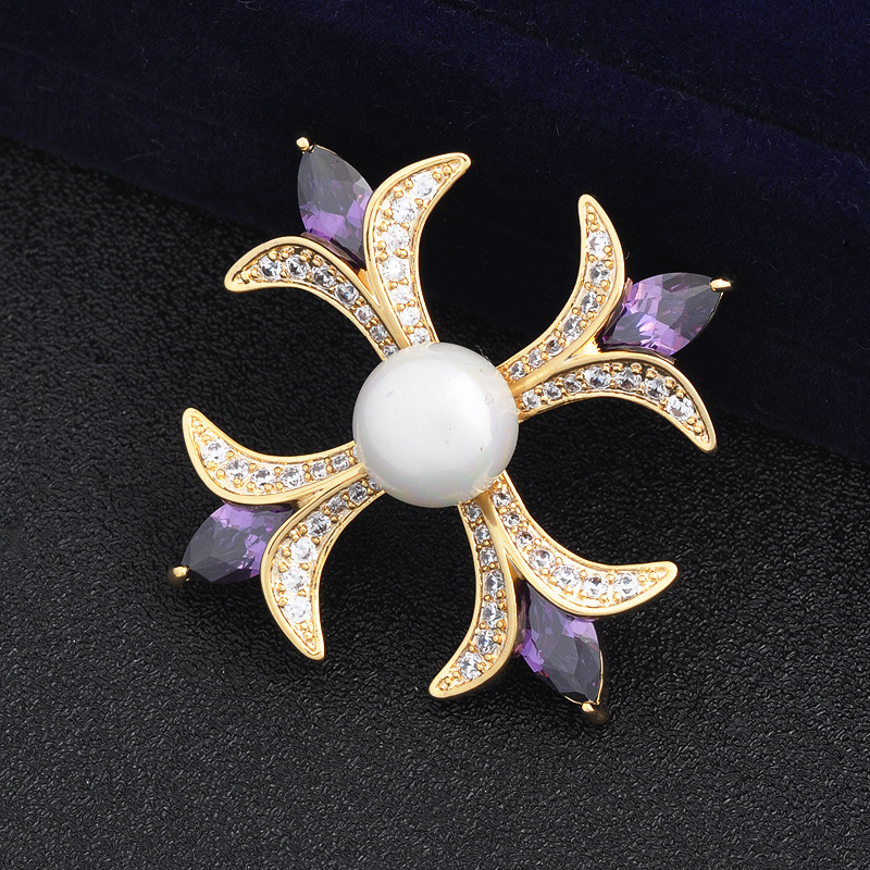 Luxury Rose Rhinestone Crystal Brooch Pins Gold Silver Pearl Bow Flower Brooches for Women Cardigan Sweater Jewelry Accessories