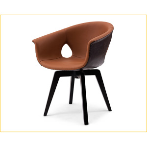 Replica Poltrona Frau Ginger Chair by Roberto Lazzeroni