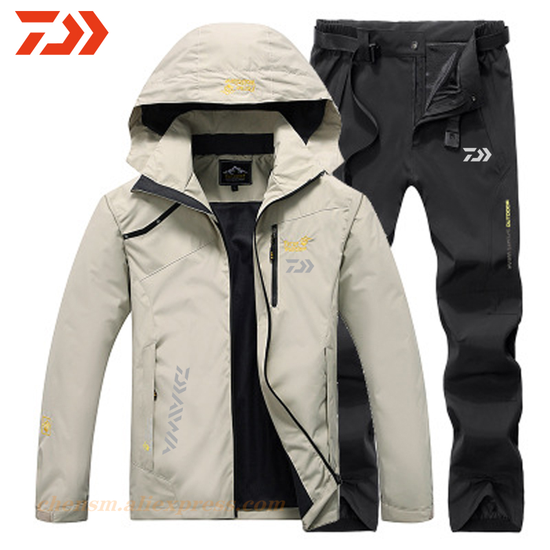 Daiwa for fishing suit men Spring Autumn thin fishing clothing Hooded sports Hiking fishing jacket outdoor clothes fishing wear