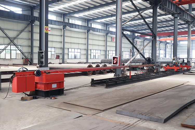 Single Arm Internal Welding Machine