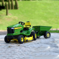 Diecast 1:16 Simulation Tractor Deere X324 Garden Grass Cutting Alloy Tractor Model New Year Gift Set Trailer Bucket Scollect