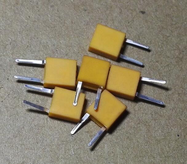 100PCS 455E 455KHz 455K CERAMIC Crystal Oscillator DIP TPYE