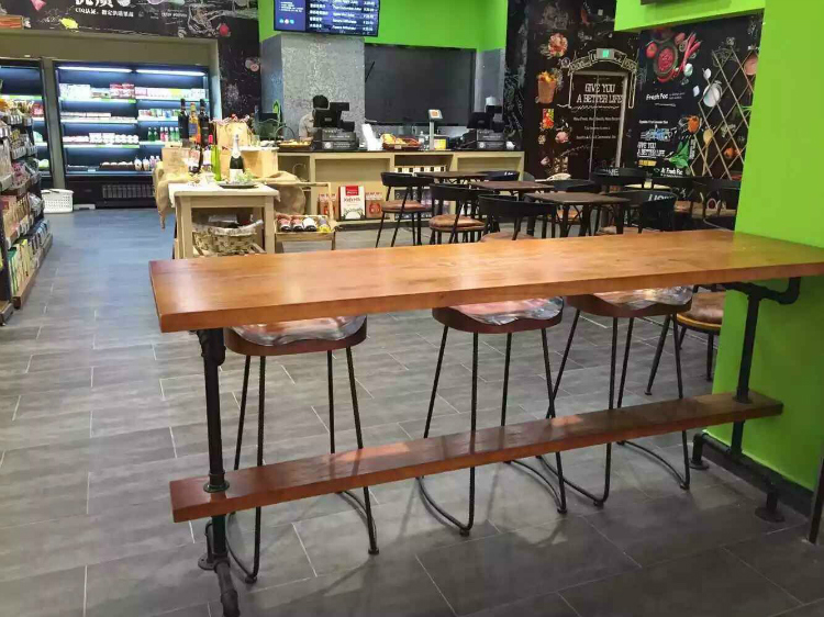 The village of retro furniture,Vintage metal bar table,anti rust treatment,bar stool,100% wooden & metal table,bar furniture set
