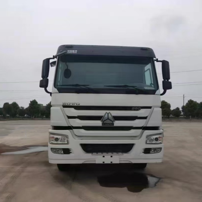 self-discharging truck