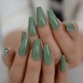 Tapered Medium Long Ballerina Nail Solid Color UV GelNails Cream Green Beautiful Designed Fingernails 24