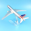 Free Shipping American Airlines Boeing 777 16cm alloy metal model aircraft child Birthday gift plane models toys for children