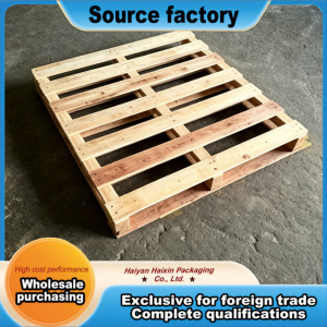 Industrial 80×80 Square Wood Pallet