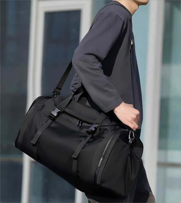 Men's fashionable travel waterproof handbag
